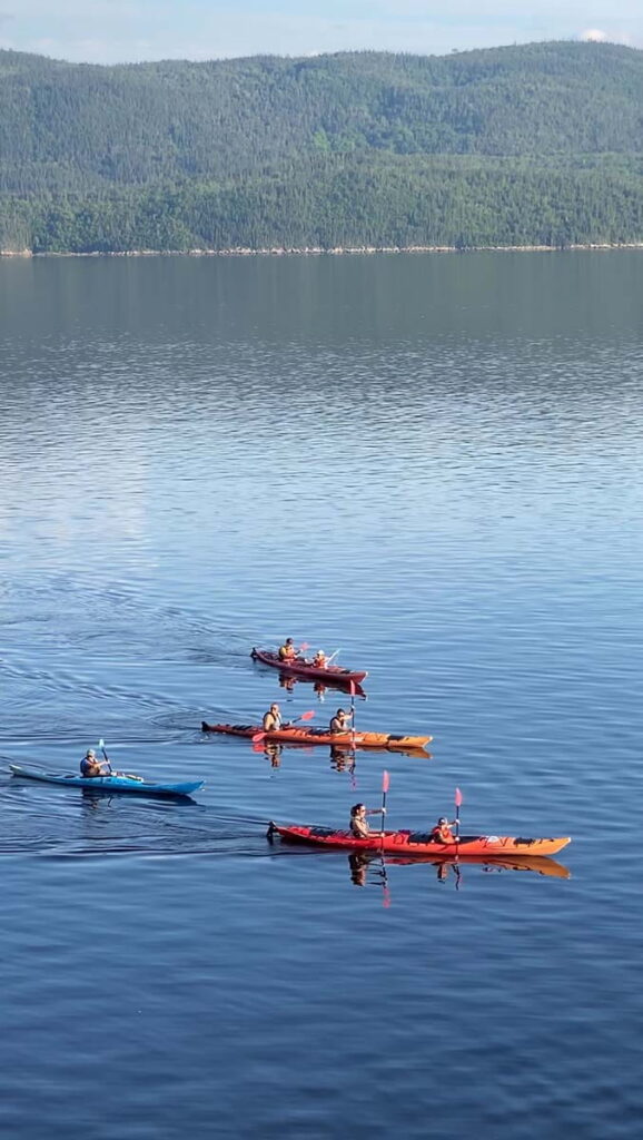kayakiste sur fjord saguenay ste rose du nord