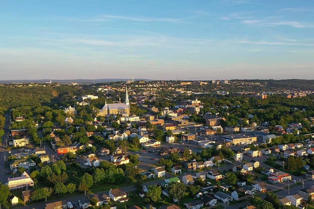 Vue aérienne de la ville de Rivière-du-Loup, Bas-Saint-Laurent